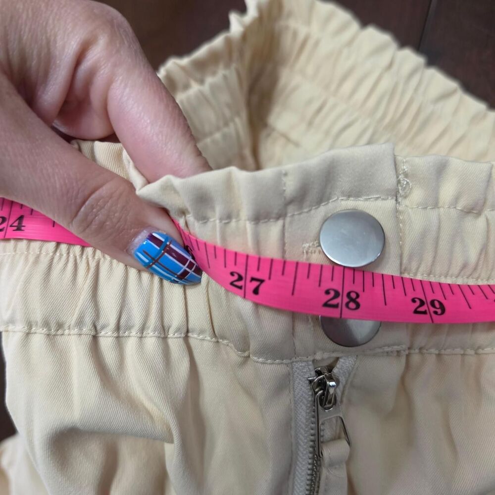 Butter Yellow Cargos - Picture 5 of 8